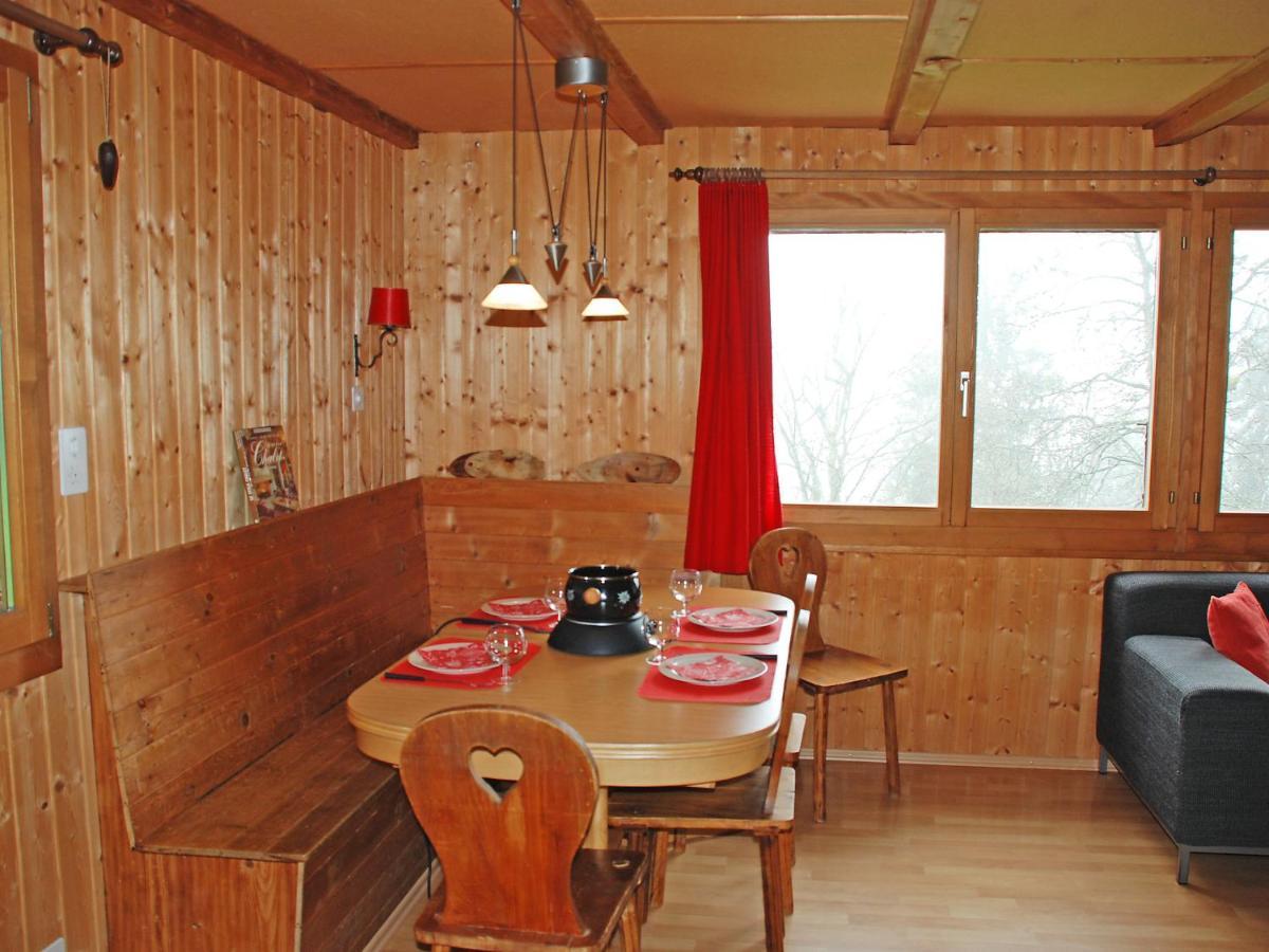 Chalet Chalet De La Vue Des Alpes By Interhome Esterno foto