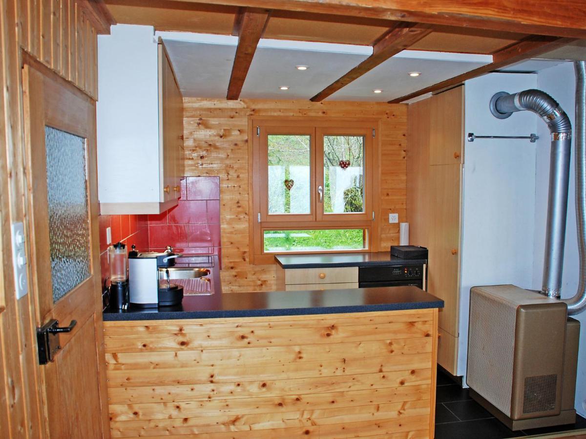 Chalet Chalet De La Vue Des Alpes By Interhome Esterno foto